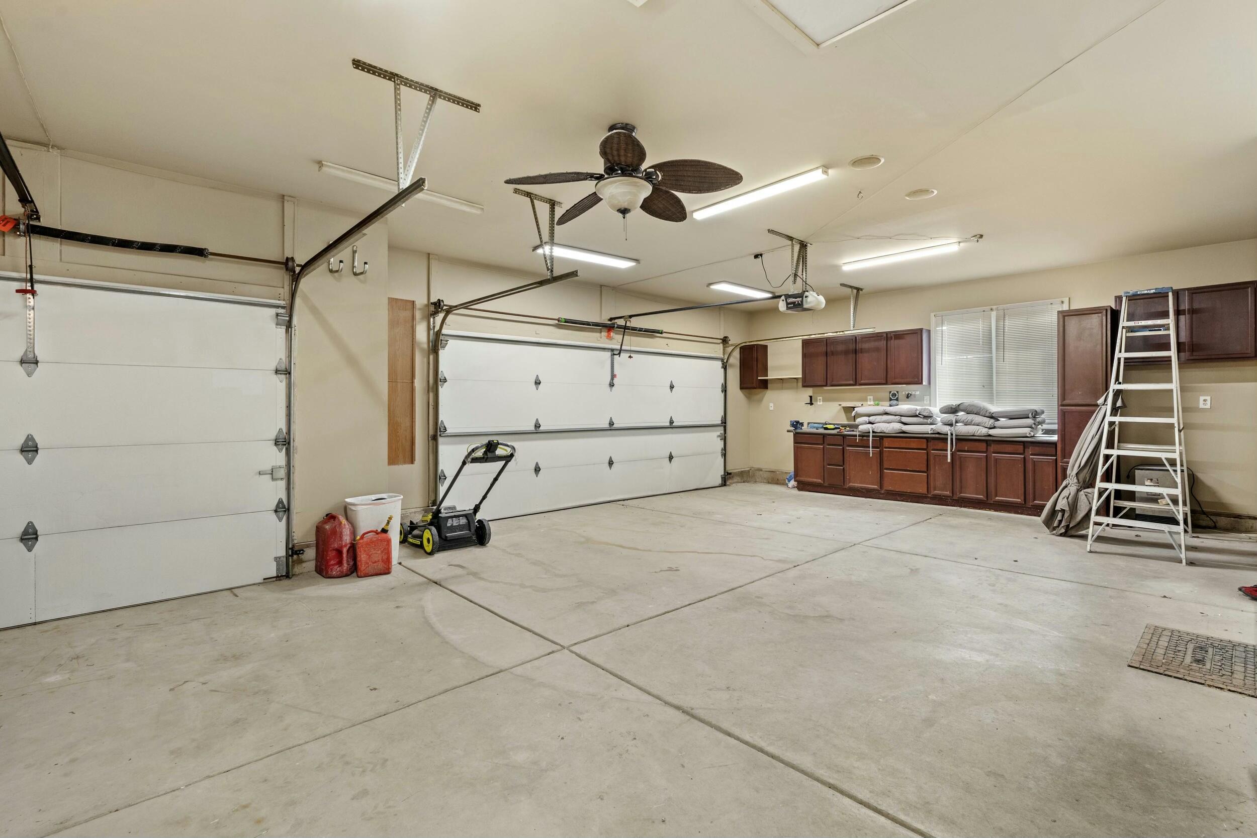 10330 Doubletree Drive South Crown Point, IN 46307 - Photo 29 of 42 2500x1667