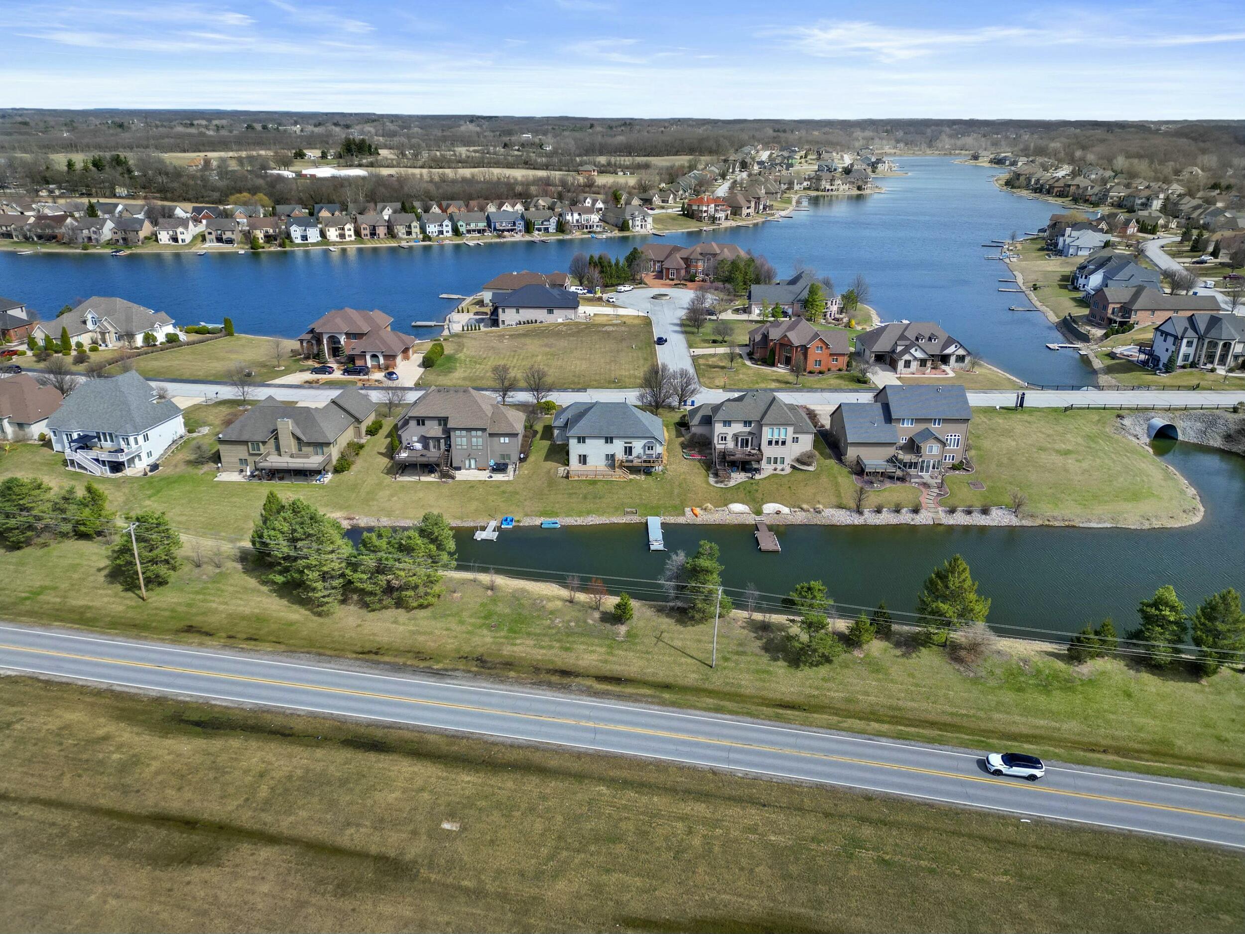 10330 Doubletree Drive South Crown Point, IN 46307 - Photo 33 of 42 2500x1875