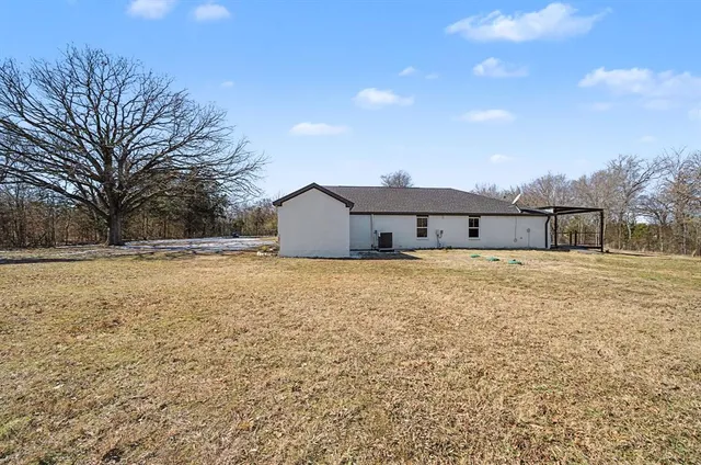 $399,995 | 3010 County Road 1403, Malakoff, TX 75148