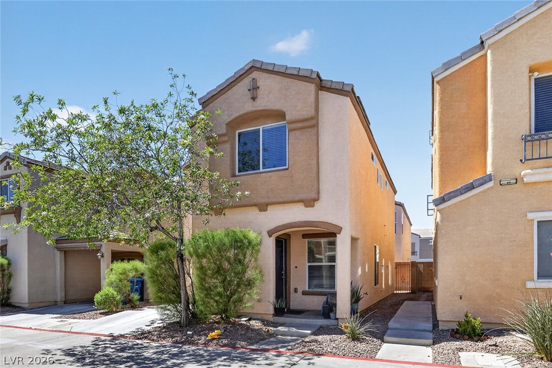6924 Dancing Cloud Avenue Henderson, NV 89011 - Photo 2 of 32