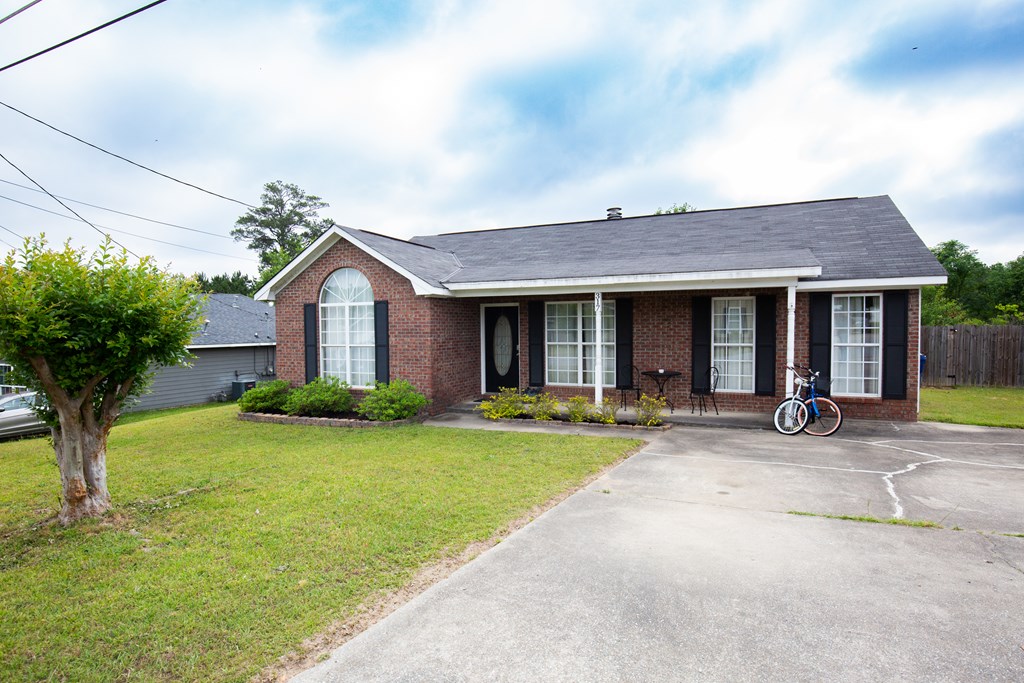 317 Mimosa Road Phenix City, AL 36870 - Photo 2 of 17 Gallery Image 2