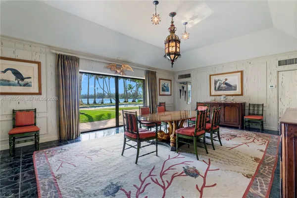 $45,000,000 | 6 Riverview Road, Jupiter Island, FL 33455