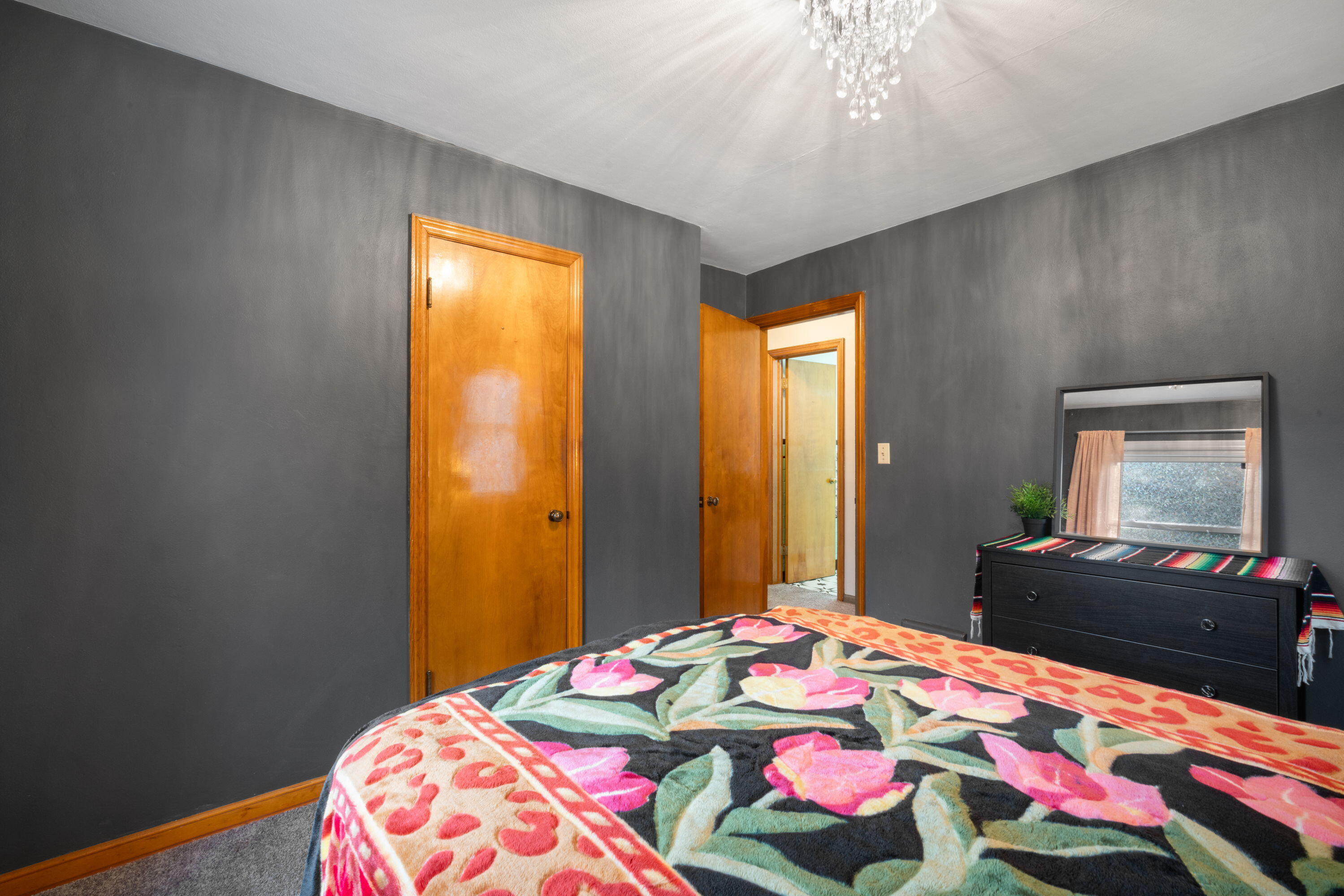 8123 West Townsend Street Milwaukee, WI 53222 - Photo 12 of 19 Bedroom 3