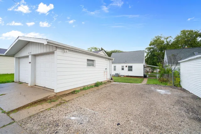 $195,000 | 8123 West Townsend Street, Milwaukee, WI 53222