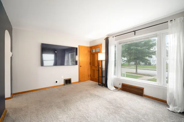 $195,000 | 8123 West Townsend Street, Milwaukee, WI 53222