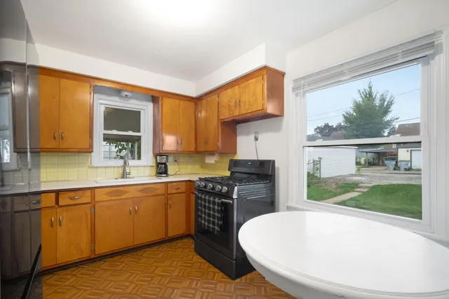 $195,000 | 8123 West Townsend Street, Milwaukee, WI 53222