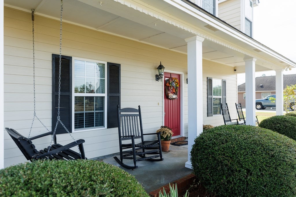 2766 Rabbit Ridge Run Valdosta, GA 31605 - Photo 3 of 37 Gallery Image 3
