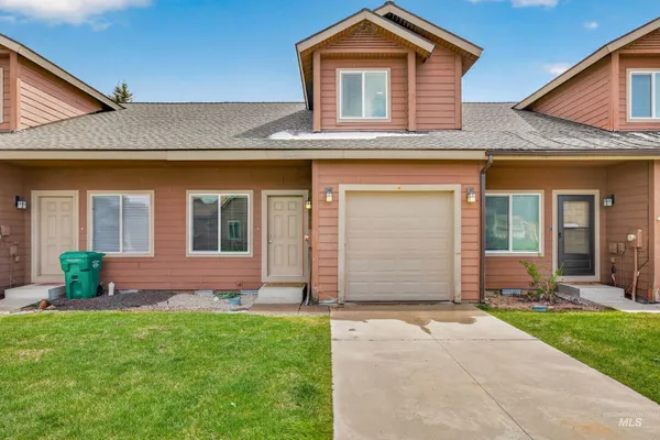 $375,000 | 26 Mangum Circle, Unit 5, Donnelly, ID 83615