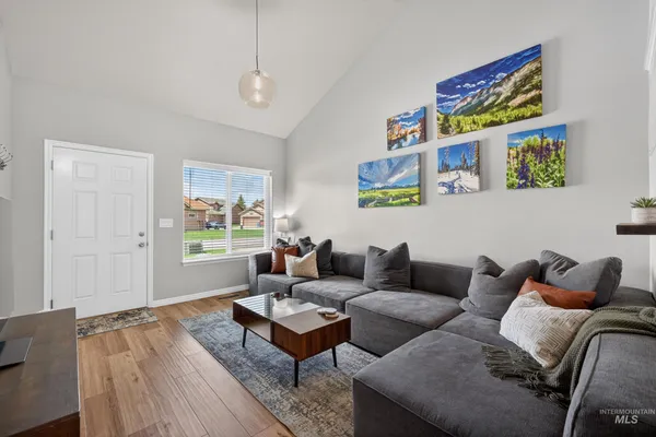 $375,000 | 26 Mangum Circle, Unit 5, Donnelly, ID 83615