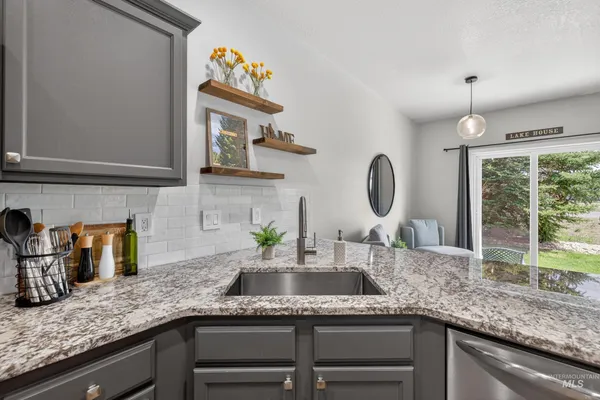 $375,000 | 26 Mangum Circle, Unit 5, Donnelly, ID 83615