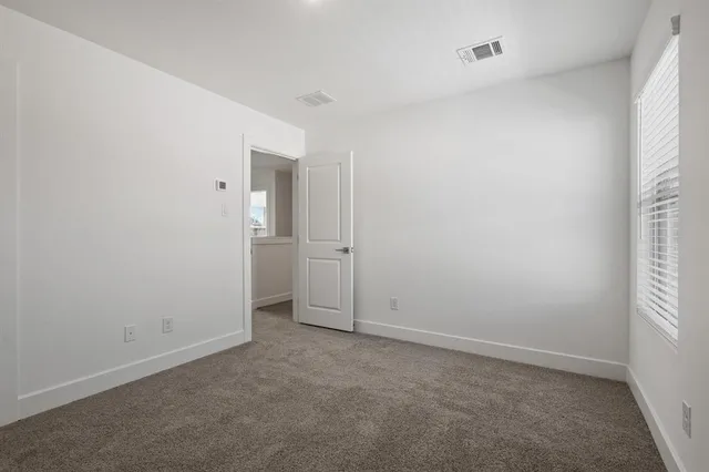 $2,490 | 3504 Clover Leaf Lane, Sherman, TX 75092