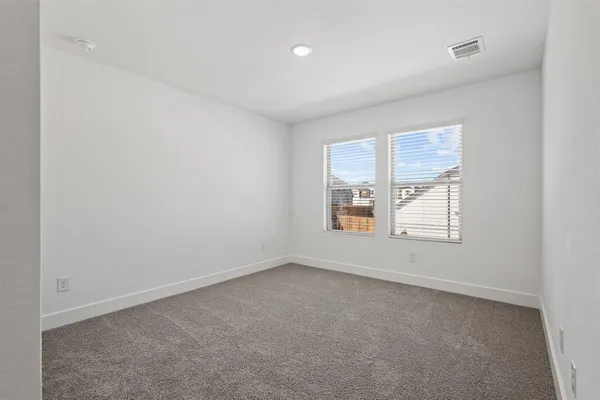 $2,350 | 3504 Clover Leaf Lane, Sherman, TX 75092