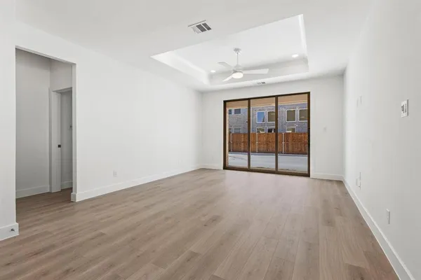 $2,350 | 3504 Clover Leaf Lane, Sherman, TX 75092