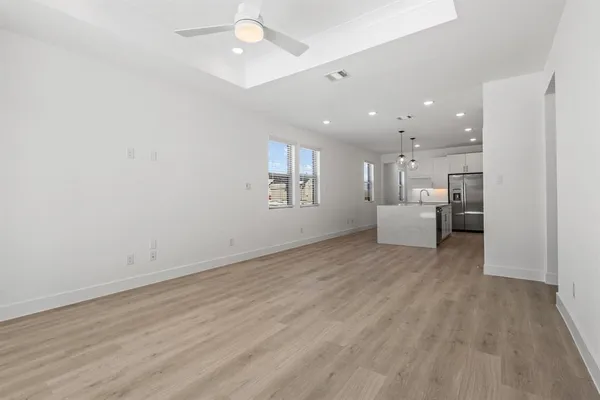 $2,350 | 3504 Clover Leaf Lane, Sherman, TX 75092