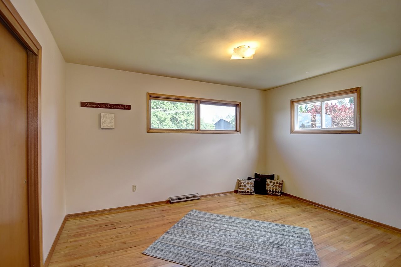 804 South Bowdish Road Spokane Valley, WA 99206 - Photo 11 of 20