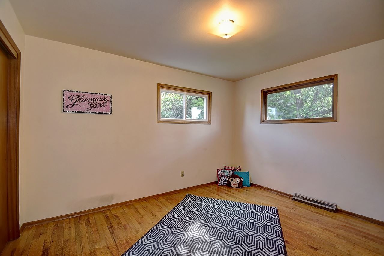 804 South Bowdish Road Spokane Valley, WA 99206 - Photo 12 of 20