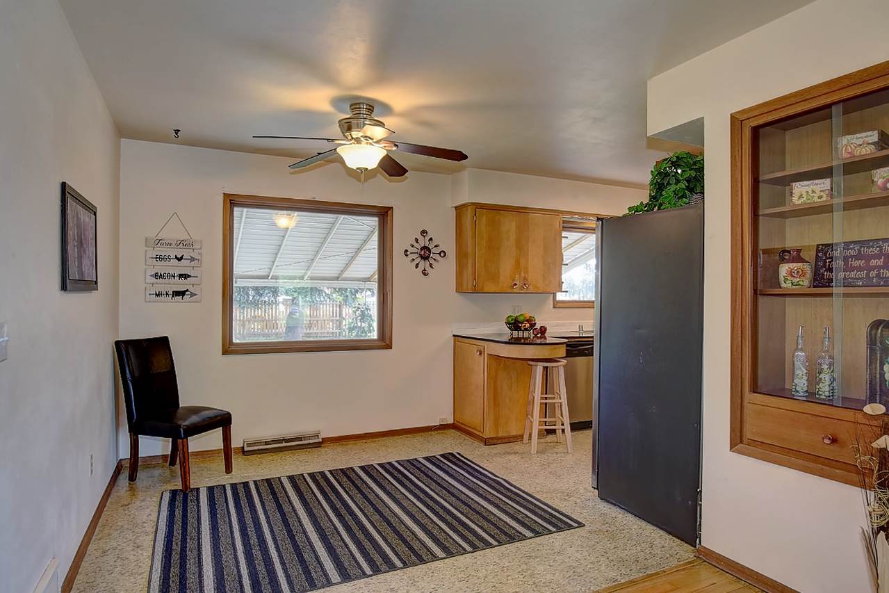 804 South Bowdish Road Spokane Valley, WA 99206 - Photo 5 of 20