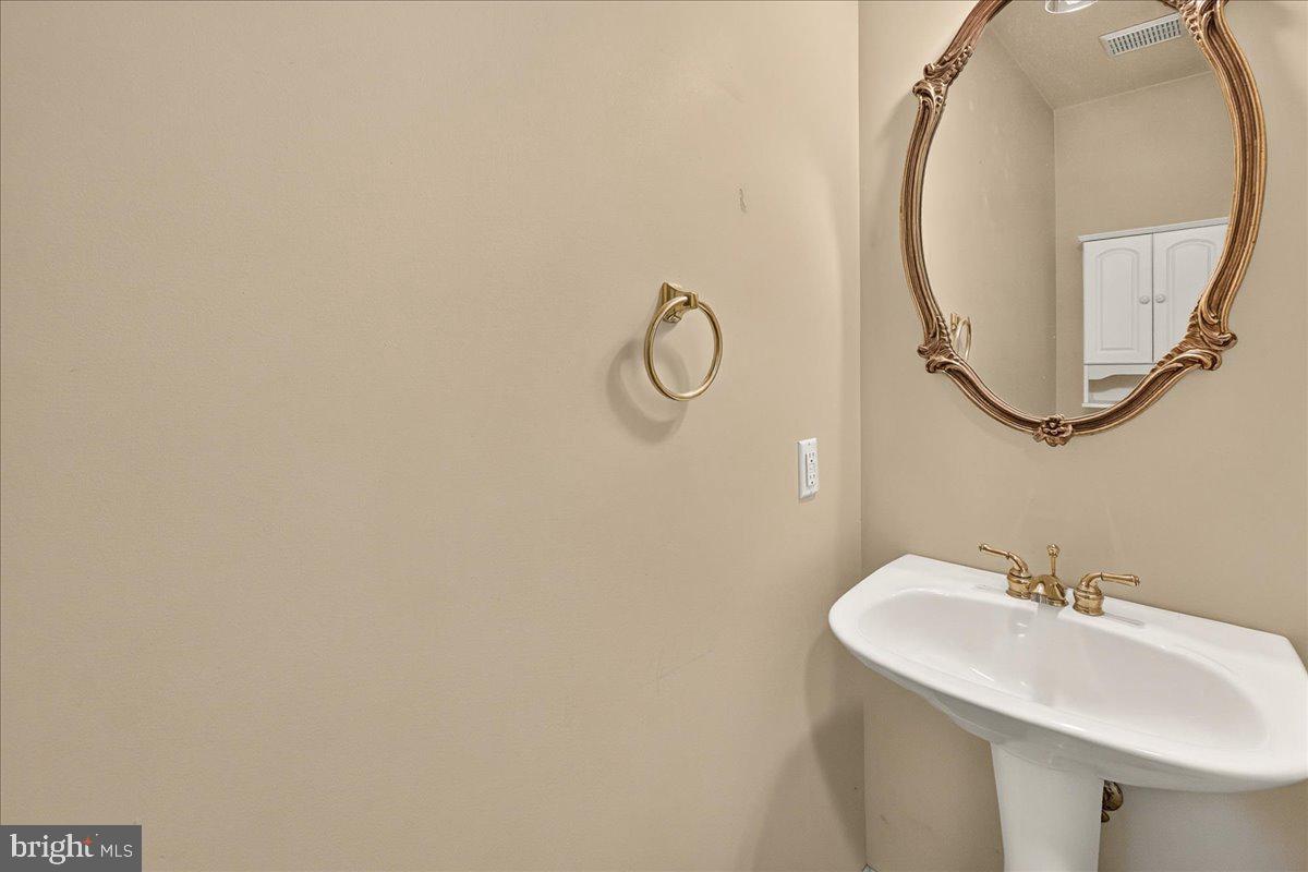 6430 Bellevue Place Frederick, MD 21701 - Photo 17 of 59