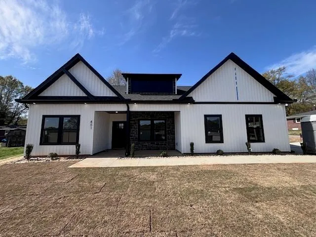 $330,000 | 451 South 580, Inman, SC 29349