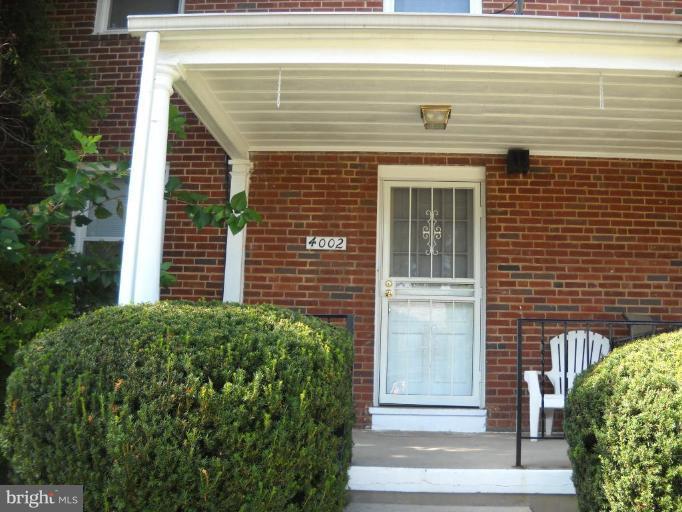 4002 Brookhill Road Baltimore, MD 21215 - Photo 11 of 15 Entrance / Foyer