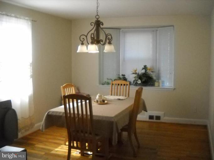 4002 Brookhill Road Baltimore, MD 21215 - Photo 15 of 15 Dining Area