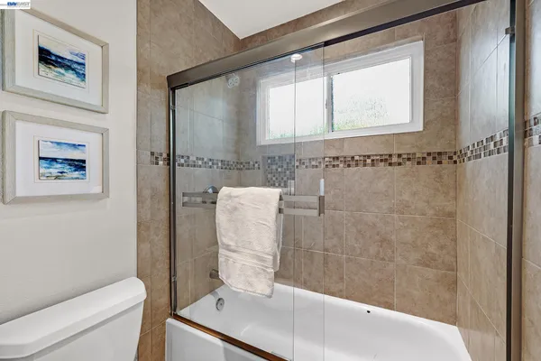 $1,300,000 | 4061 Holland Drive, Pleasanton, CA 94588