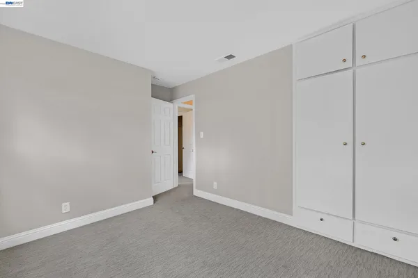 $1,300,000 | 4061 Holland Drive, Pleasanton, CA 94588