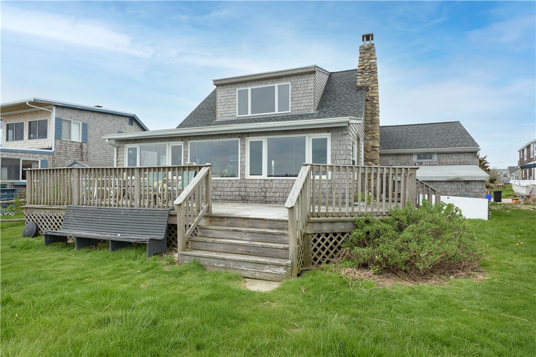 32 Calef Avenue Narragansett, RI 02882 - Photo 8 of 38