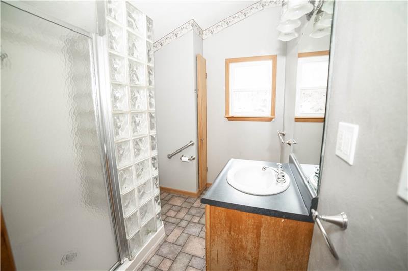 199 Garretts Run Road Kittanning, PA 16201 - Photo 15 of 25 Gallery Image 15