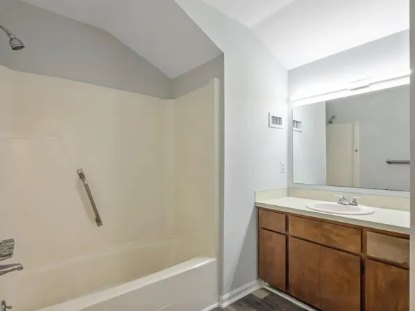 $1,500 | 398 Country Club Boulevard, Unit B3, Summerville, SC 29483