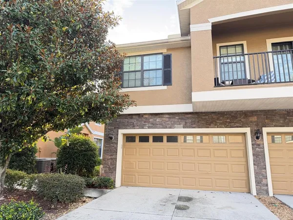 $2,150 | 5722 Kinglethill Drive, Lithia, FL 33547