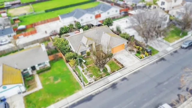 $489,950 | 14061-14061 Jasper Street, Lathrop, CA 95330