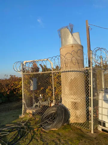 $986,000 | 2060 West Woodbridge Road, Lodi, CA 95242