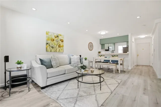 $448,000 | 26101 Vermont Avenue, Unit 103B, Harbor City, CA 90710