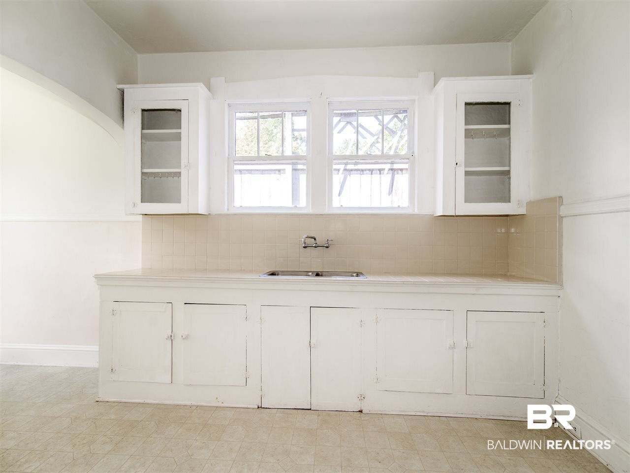 102 Crenshaw Street Mobile, AL 36606 - Photo 9 of 18