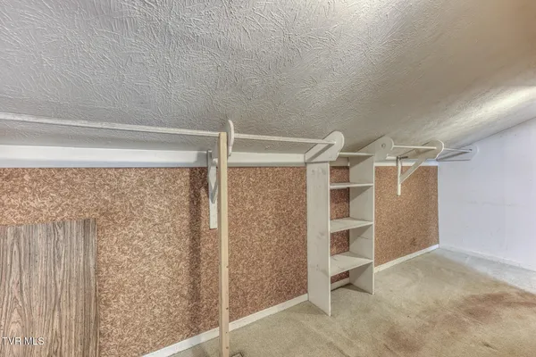 $525,000 | 431 Brentwood Pvt Drive, Blountville, TN 37617