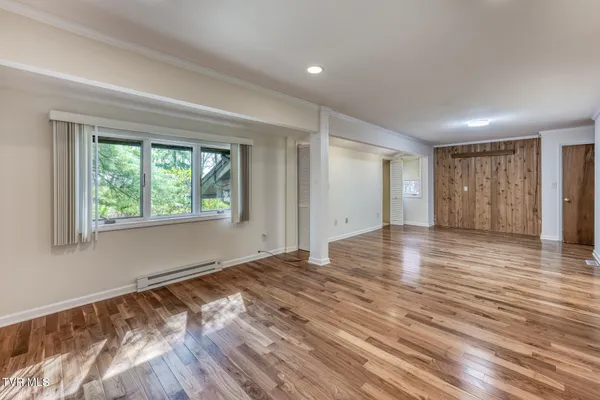 $525,000 | 431 Brentwood Pvt Drive, Blountville, TN 37617