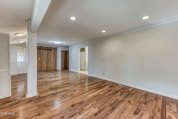 $525,000 | 431 Brentwood Pvt Drive, Blountville, TN 37617