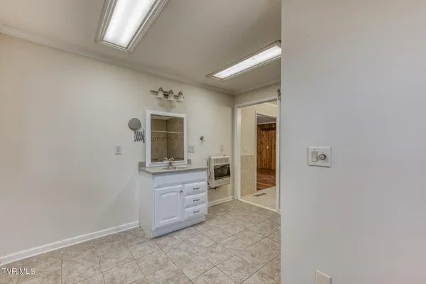 $525,000 | 431 Brentwood Pvt Drive, Blountville, TN 37617