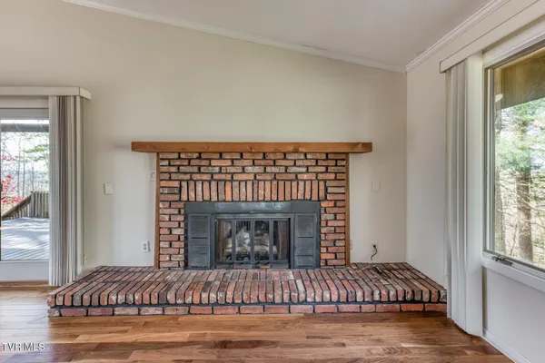 $525,000 | 431 Brentwood Pvt Drive, Blountville, TN 37617