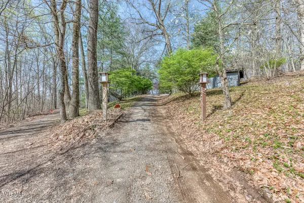 $525,000 | 431 Brentwood Pvt Drive, Blountville, TN 37617