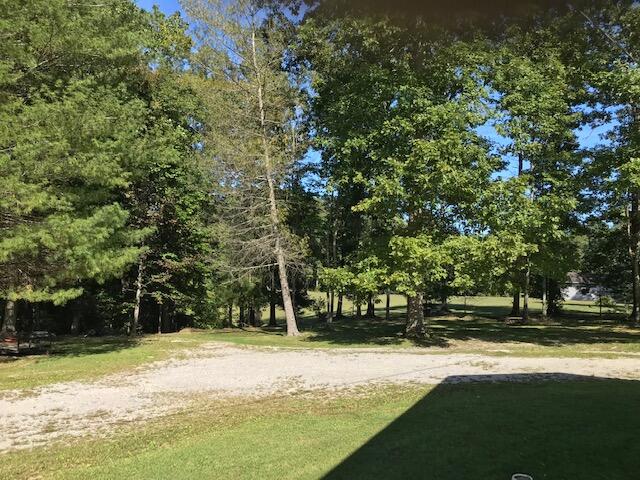 161 Holly Road Beattyville, KY 41311 - Photo 15 of 23 IMG_9130