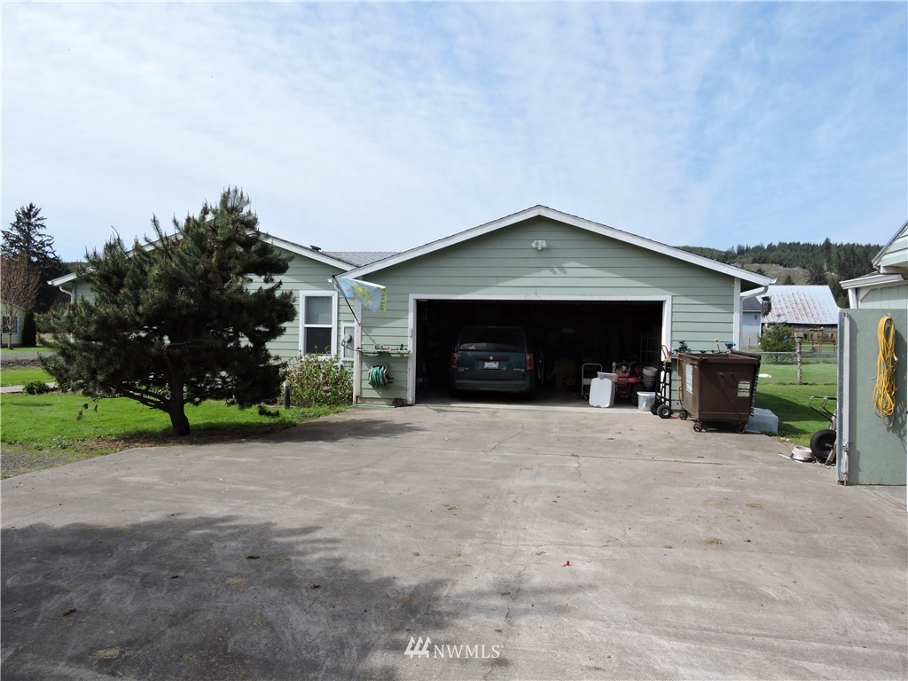 4 Beaver Creek Estates Road Cathlamet, WA 98612 - Photo 3 of 20 Gallery Image 3
