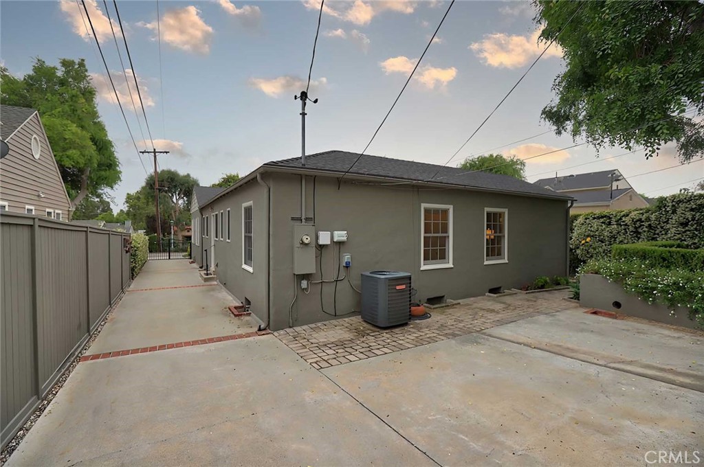 210 Sierra View Road Pasadena, CA 91105 - Photo 58 of 65 a view of a house with backyard and trees