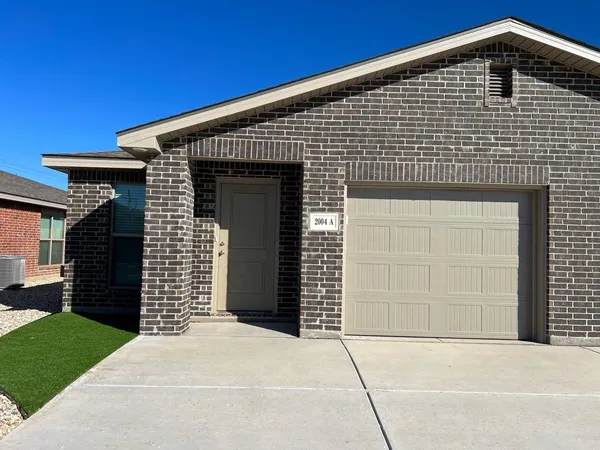 $1,450 | 2009 Corpus Avenue, Unit A, Wolfforth, TX 79382