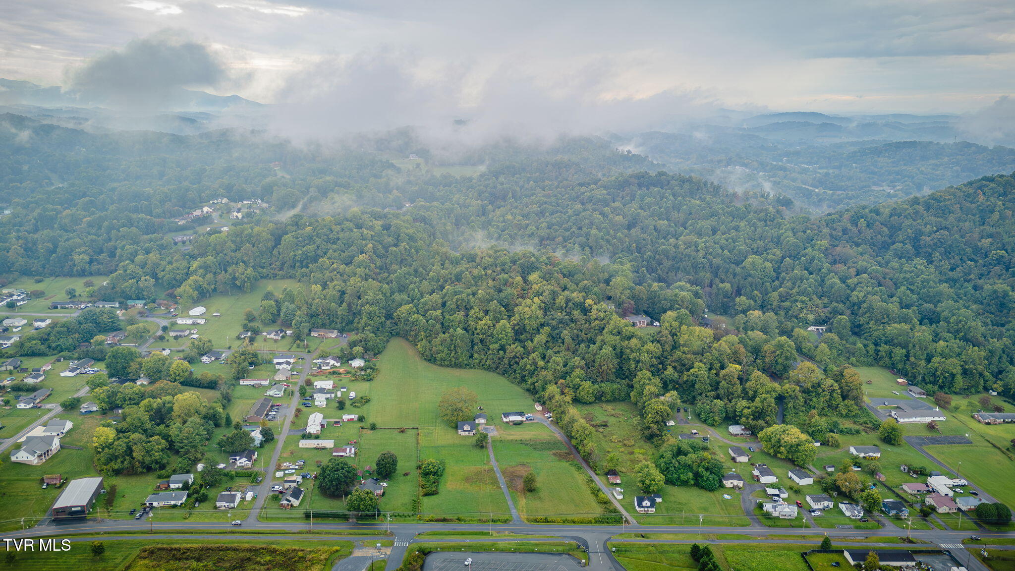 2108 State Line Road Elizabethton, TN 37643 - Photo 34 of 38 103