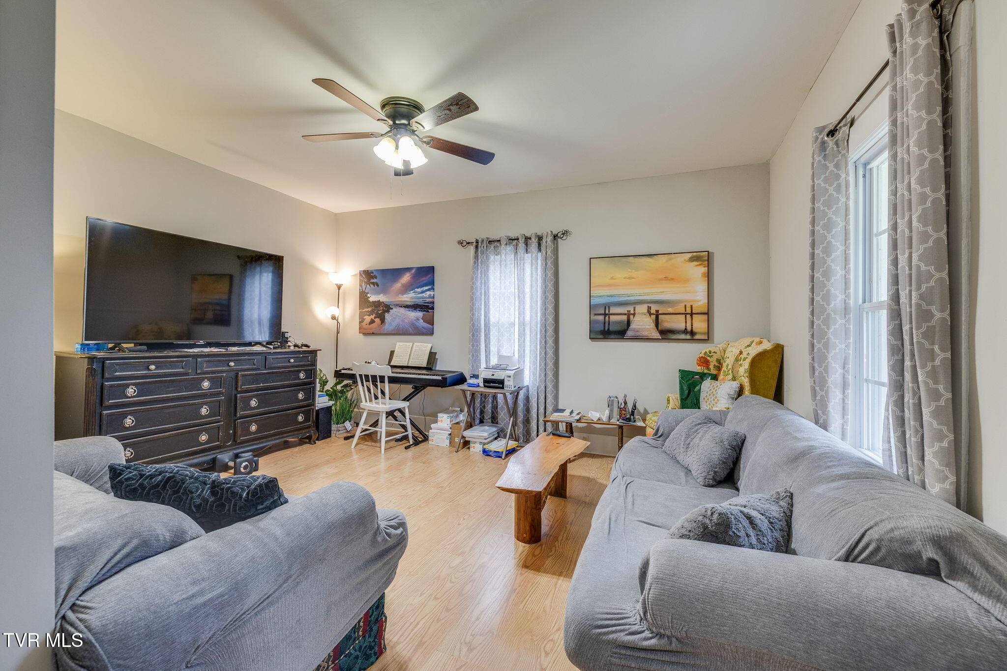 2108 State Line Road Elizabethton, TN 37643 - Photo 6 of 38 005