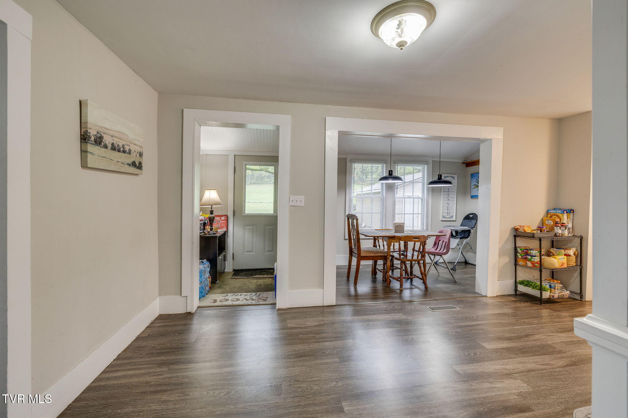 2108 State Line Road Elizabethton, TN 37643 - Photo 9 of 38 008