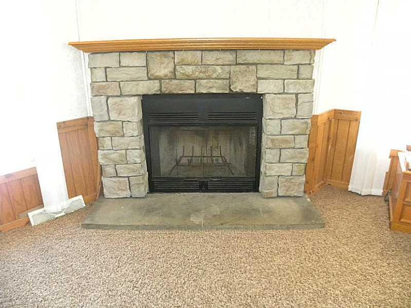 149 Old Lewiston Road North Monmouth, ME 04265 - Photo 18 of 29 Living Room.