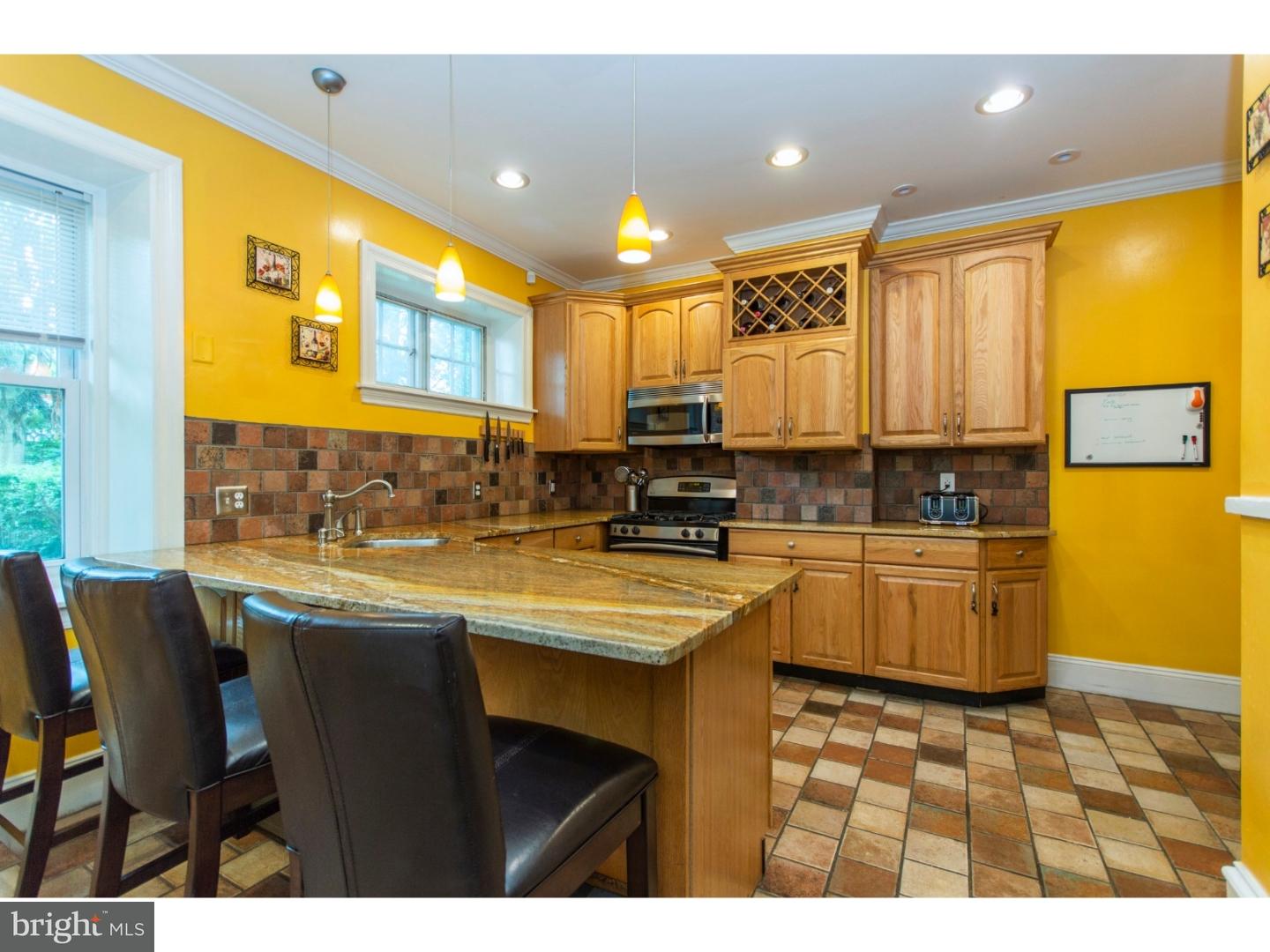608 Vernon Road Philadelphia, PA 19119 - Photo 6 of 25